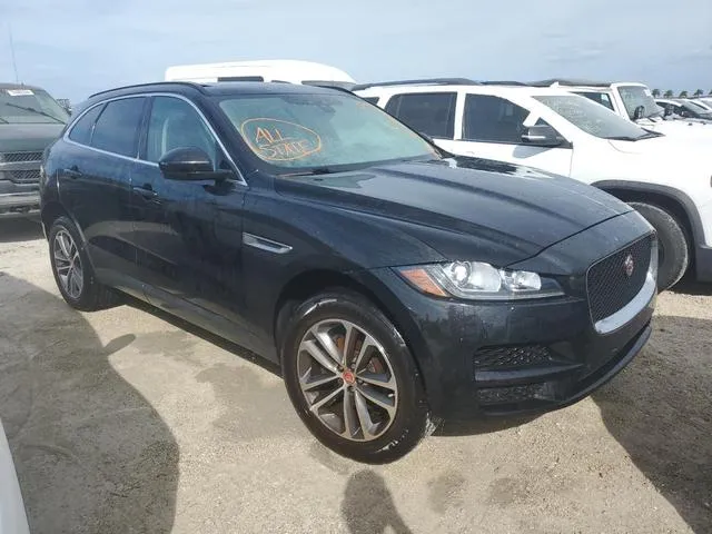 SADCJ2FX5LA631680 2020 2020 Jaguar F-Pace- Premium 4