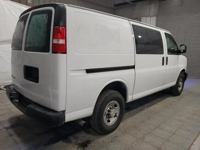 1GCWGAFP7K1372786 2019 2019 Chevrolet Express 3