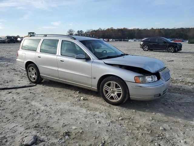 YV1SW592X62587114 2006 2006 Volvo V70- 2-5T 4