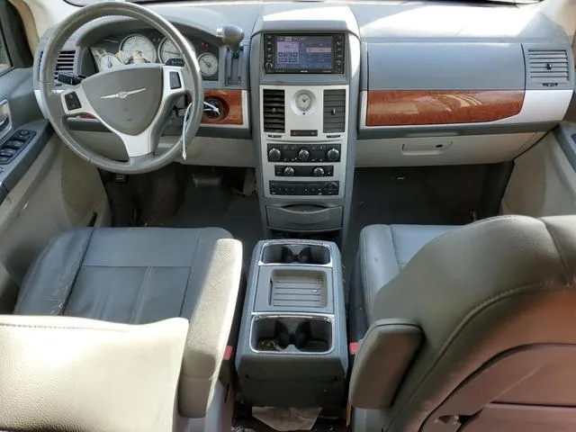 2A8HR54PX8R699922 2008 2008 Chrysler Town and Country- Touring 8