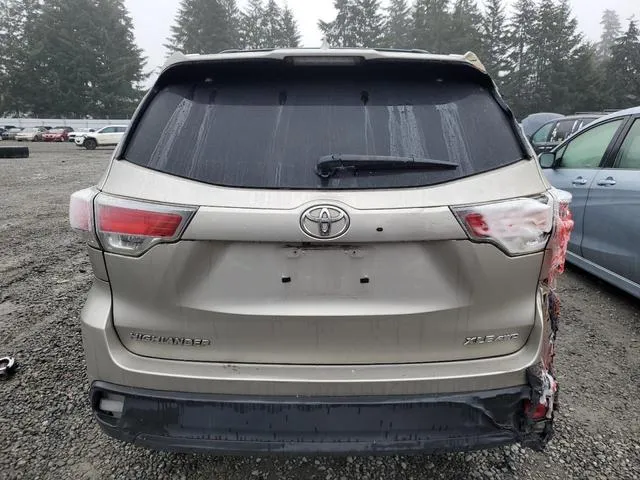 5TDJKRFH1FS216607 2015 2015 Toyota Highlander- Xle 6