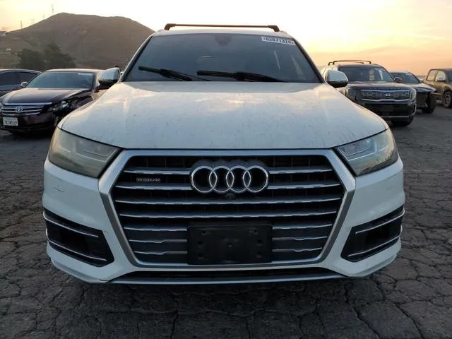 WA1LAAF70JD026123 2018 2018 Audi Q7- Premium Plus 5