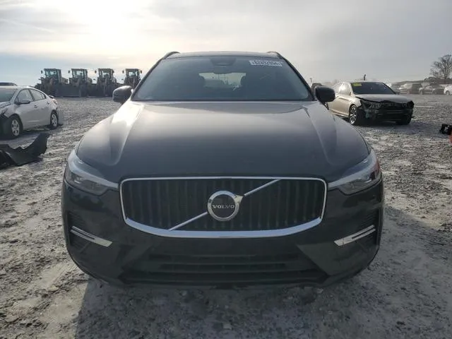 YV4L12RV3P1347084 2023 2023 Volvo XC60- Core 5