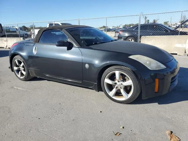 JN1BZ36A98M852774 2008 2008 Nissan 350Z- Roadster 4