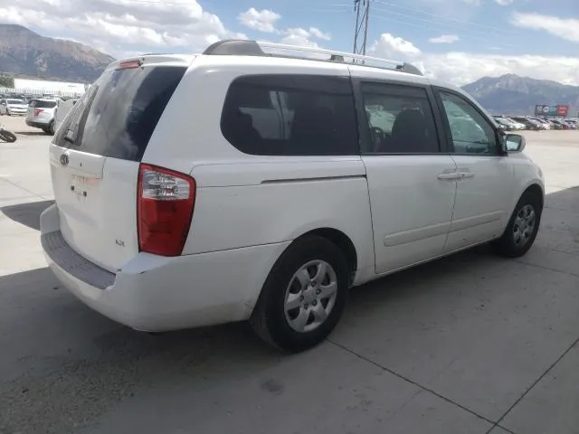 KNDMB233X86218565 2008 2008 KIA Sedona- EX 3