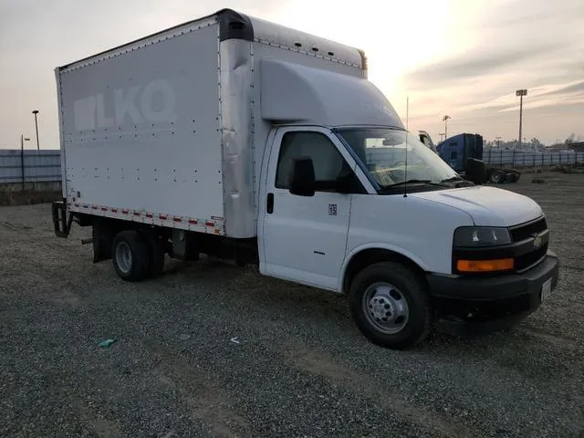 1HA3GSCG1JN000148 2018 2018 Chevrolet Express 4