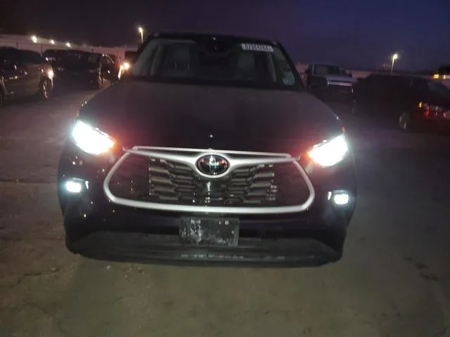 5TDKDRAH0PS028264 2023 2023 Toyota Highlander- L 5