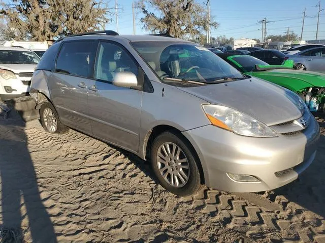 5TDYK4CCXAS343570 2010 2010 Toyota Sienna- Xle 4