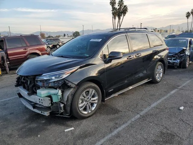 5TDESKFC5MS033379 2021 2021 Toyota Sienna- Limited 1