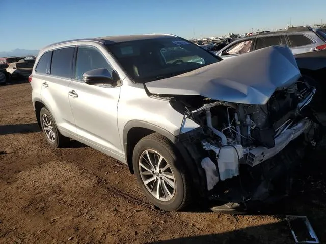 5TDJZRFH2JS843823 2018 2018 Toyota Highlander- SE 4