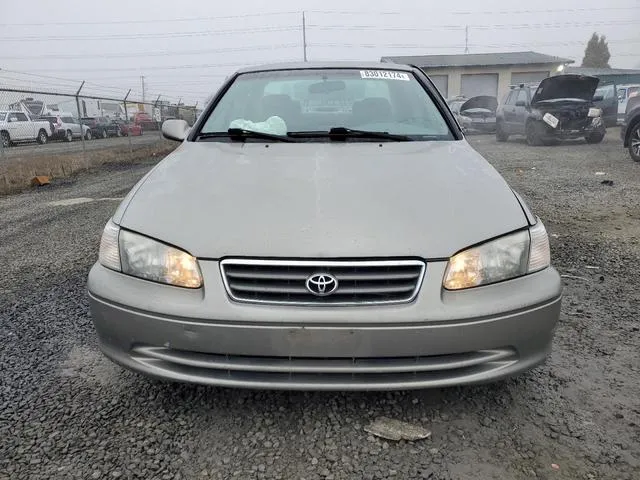 JT2BG22K010599068 2001 2001 Toyota Camry- CE 5