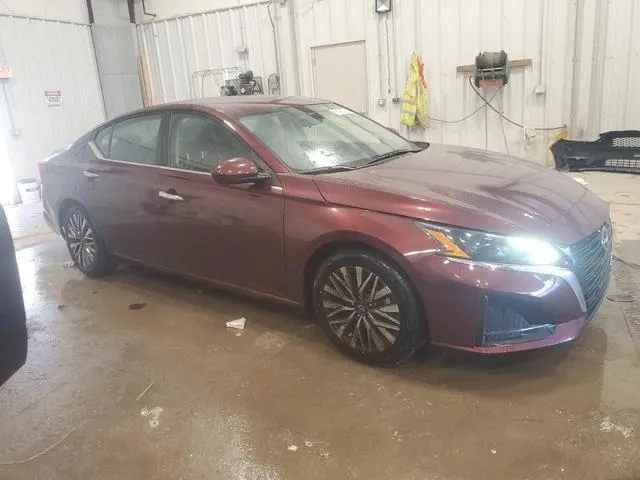 1N4BL4DV5PN359800 2023 2023 Nissan Altima- SV 4