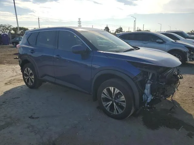 5N1AT3BA4MC741044 2021 2021 Nissan Rogue- SV 4