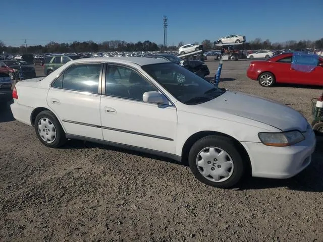 1HGCG5647WA226301 1998 1998 Honda Accord- LX 4