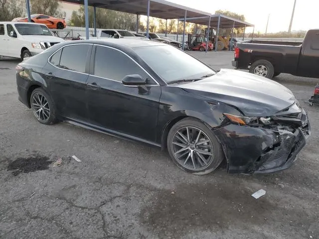 4T1G11AK0NU635071 2022 2022 Toyota Camry- SE 4