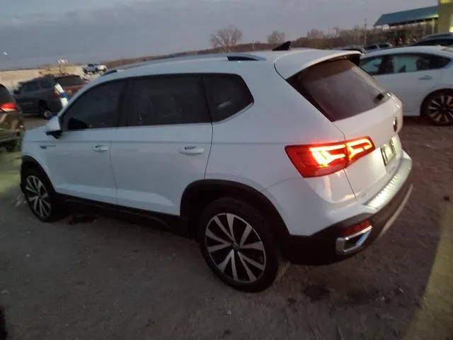 3VVEX7B24RM055510 2024 2024 Volkswagen Taos- SE 2