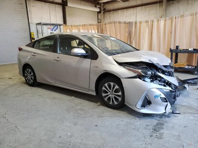 JTDKAMFP0M3164905 2021 2021 Toyota Prius- LE 4