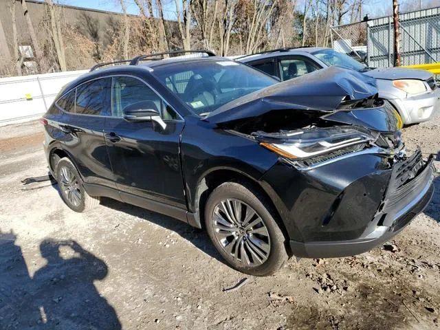 JTEAAAAH2NJ101677 2022 2022 Toyota Venza- LE 4