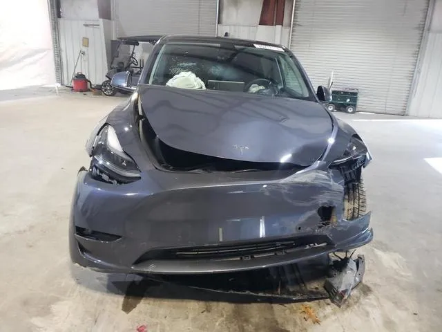 7SAYGDEF9NF445495 2022 2022 Tesla MODEL Y 5