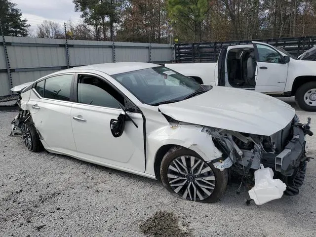 1N4BL4DV8RN433326 2024 2024 Nissan Altima- SV 4