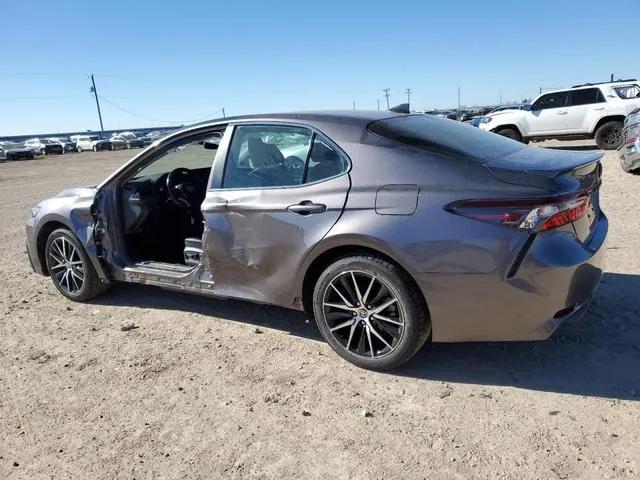 4T1T11AK8NU618663 2022 2022 Toyota Camry- SE 2