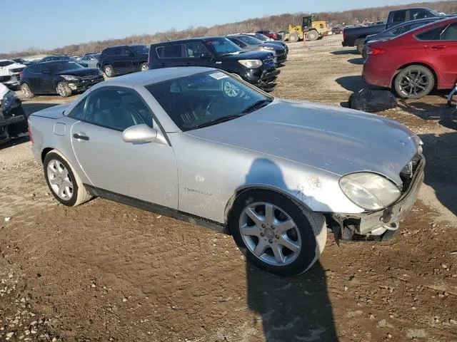 WDBKK47F2WF075050 1998 1998 Mercedes-Benz SLK-Class- 230 Ko 4