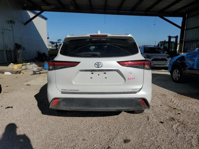 5TDGZRAH8NS546532 2022 2022 Toyota Highlander- Xle 6