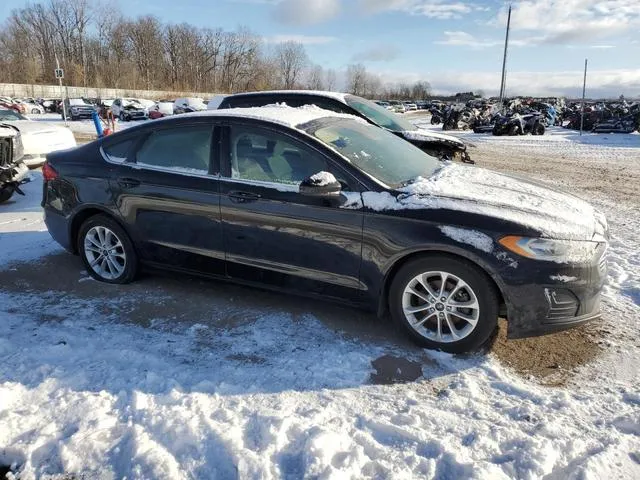 3FA6P0HD6KR212021 2019 2019 Ford Fusion- SE 4