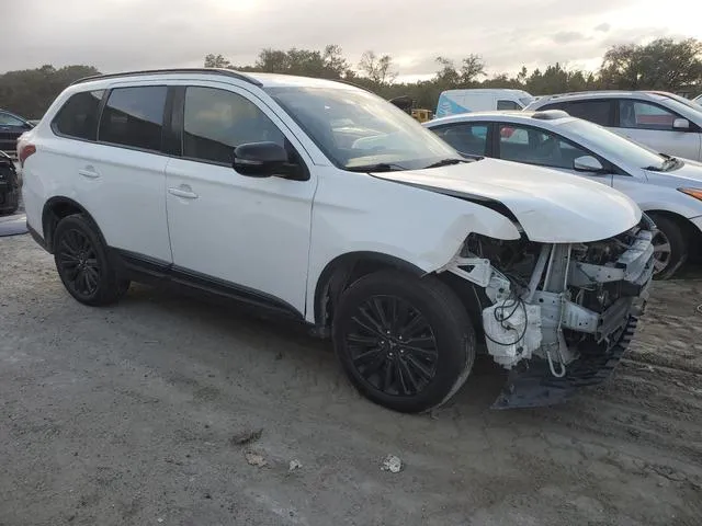 JA4AD3A3XLZ014906 2020 2020 Mitsubishi Outlander- SE 4