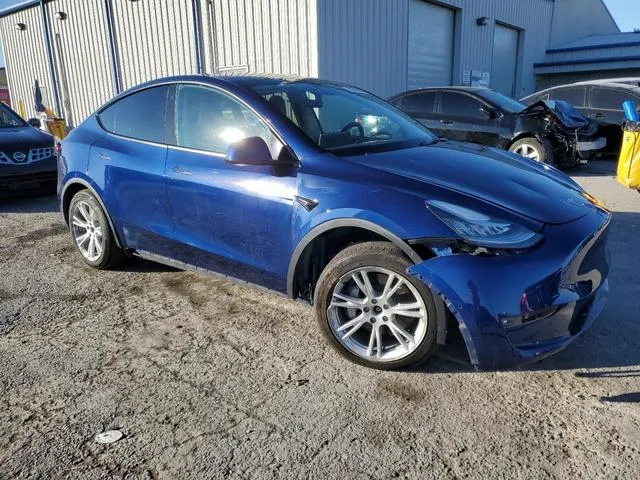 7SAYGAEE4NF468690 2022 2022 Tesla MODEL Y 4