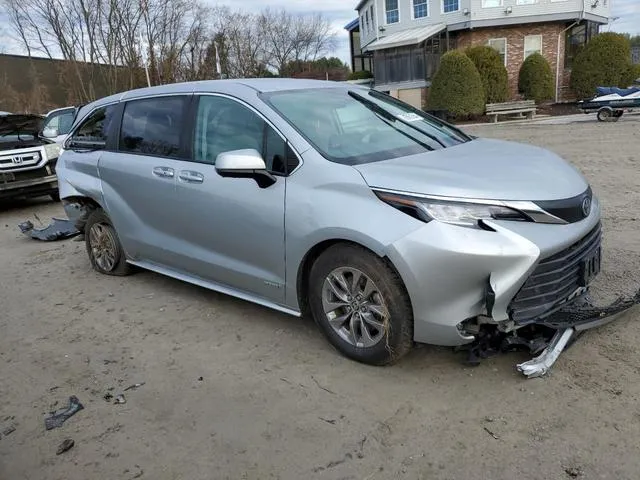 5TDKSKFC9MS003692 2021 2021 Toyota Sienna- LE 4