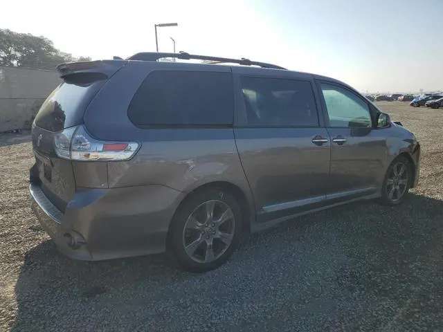 5TDXZ3DC8KS993211 2019 2019 Toyota Sienna- SE 3