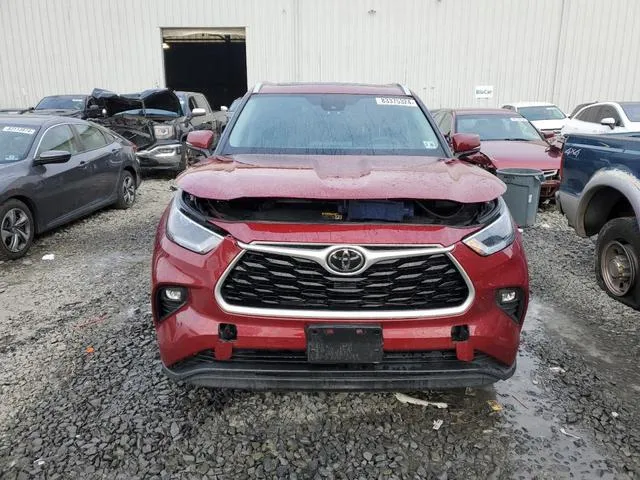 5TDGZRBH6MS528835 2021 2021 Toyota Highlander- Xle 5