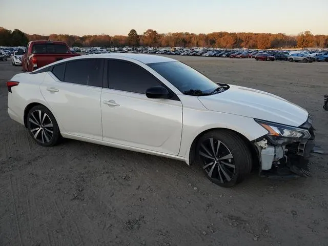 1N4BL4CV0LC175243 2020 2020 Nissan Altima- SR 4