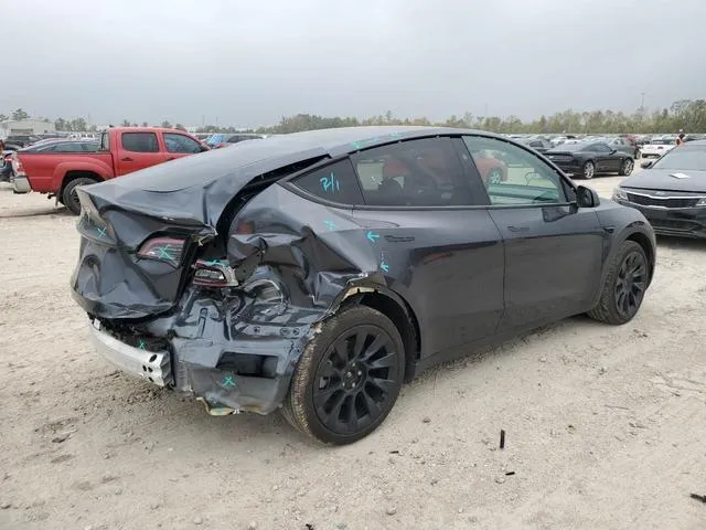 7SAYGDED0RF044759 2024 2024 Tesla MODEL Y 3