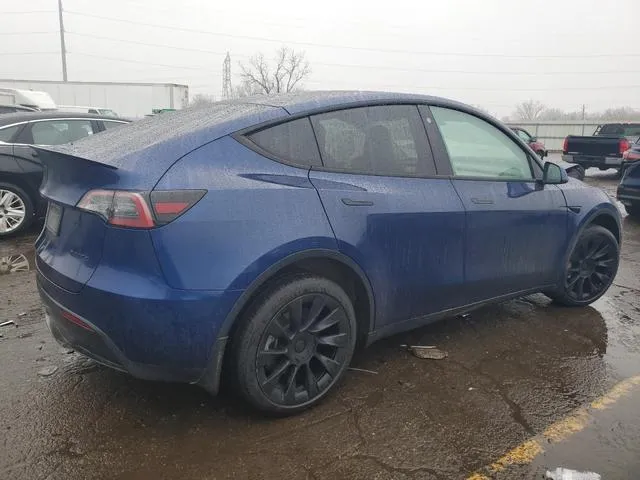 7SAYGDEE0NF447126 2022 2022 Tesla MODEL Y 3