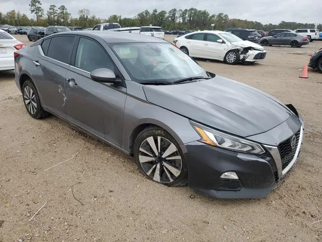 1N4BL4DVXMN409053 2021 2021 Nissan Altima- SV 4