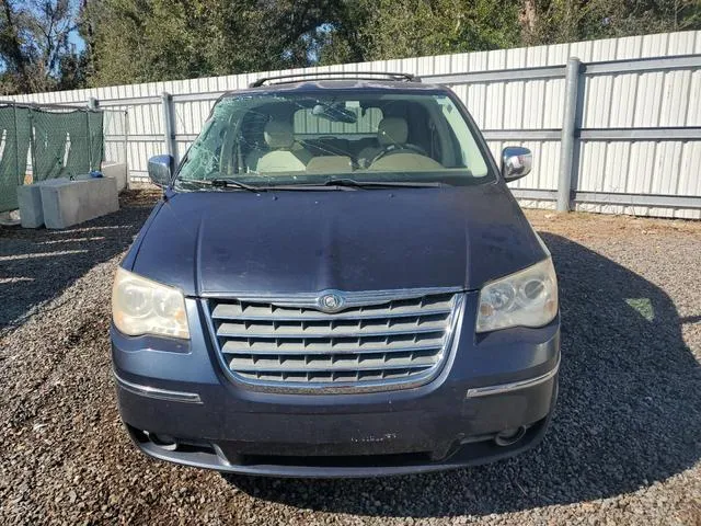 2A8HR64X88R832313 2008 2008 Chrysler Town and Country- Limited 5