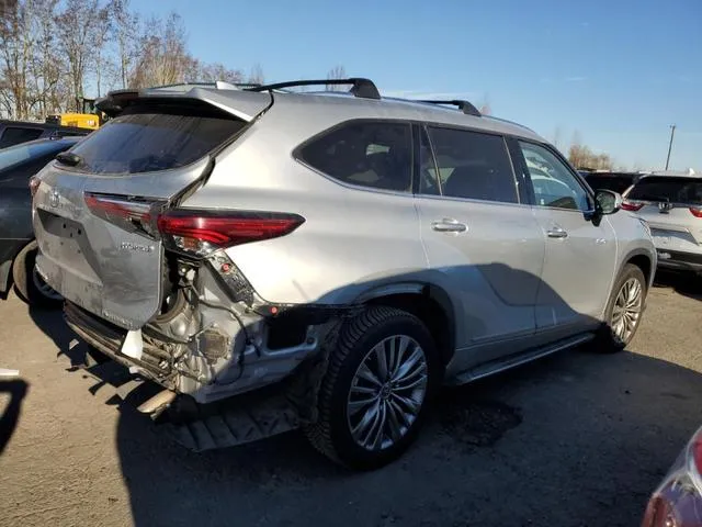 5TDEBRCHXMS015467 2021 2021 Toyota Highlander- Hybrid Platinum 3