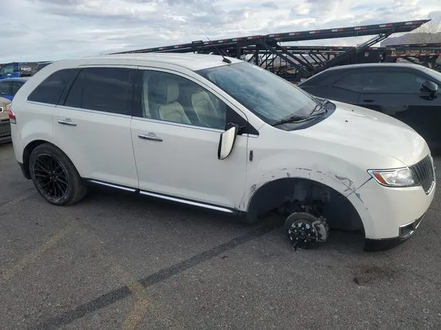 2LMDJ6JKXDBL25552 2013 2013 Lincoln MKX 4