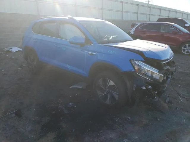 3VVVX7B27RM083740 2024 2024 Volkswagen Taos- SE 4