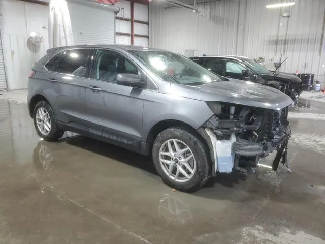 2FMPK4J9XRBA95820 2024 2024 Ford Edge- Sel 4