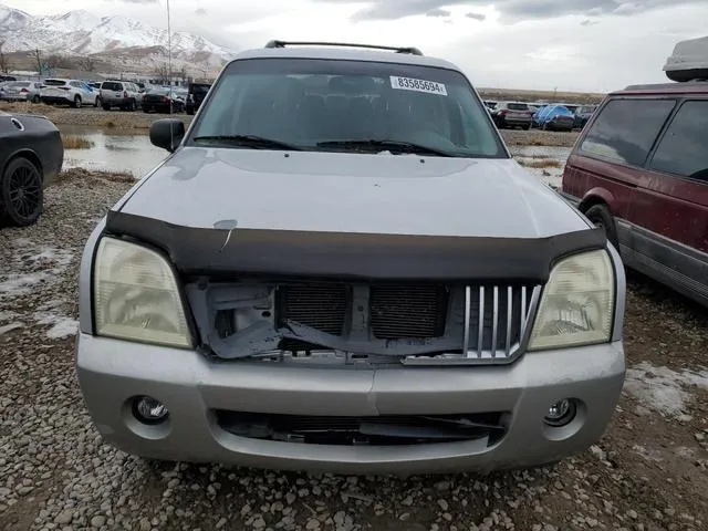 4M2DU86W02UJ22573 2002 2002 Mercury Mountaineer 5