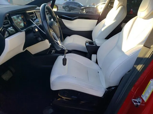 5YJXCAE22GF010935 2016 2016 Tesla MODEL X 7