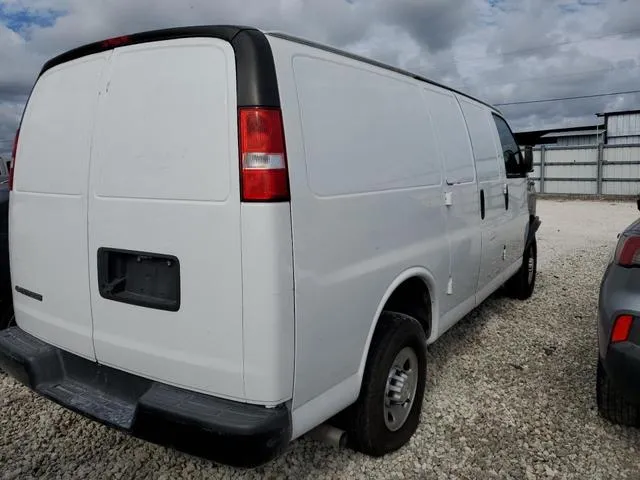 1GCWGAFP0M1188213 2021 2021 Chevrolet Express 3