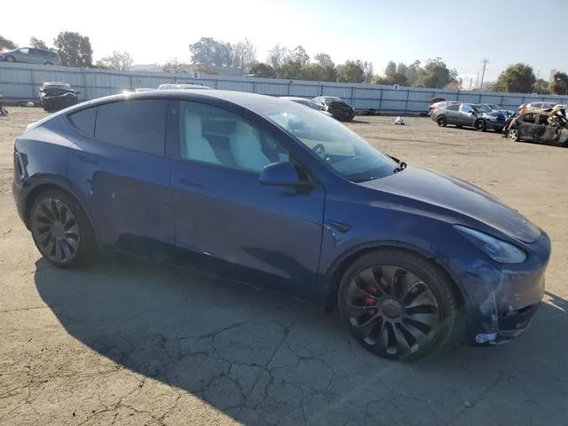 5YJYGDEF3MF261634 2021 2021 Tesla MODEL Y 4