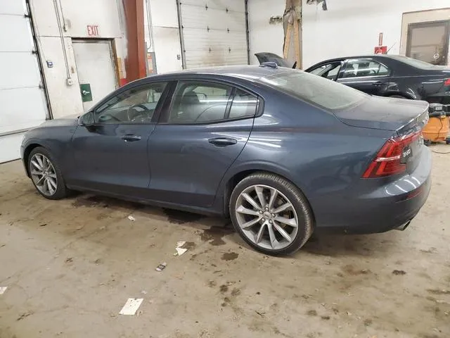 7JR102FK0MG093903 2021 2021 Volvo S60- T5 Momentum 2