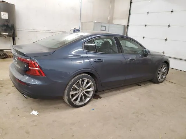 7JR102FK0MG093903 2021 2021 Volvo S60- T5 Momentum 3