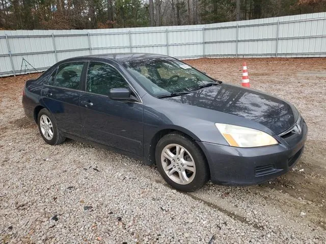 1HGCM56397A132521 2007 2007 Honda Accord- SE 4