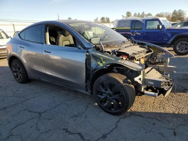 7SAYGDEE0RA301988 2024 2024 Tesla MODEL Y 4